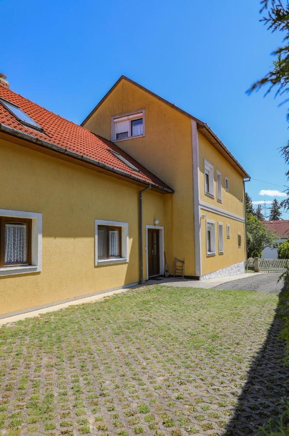 Villa Grande Hévíz Extérieur photo